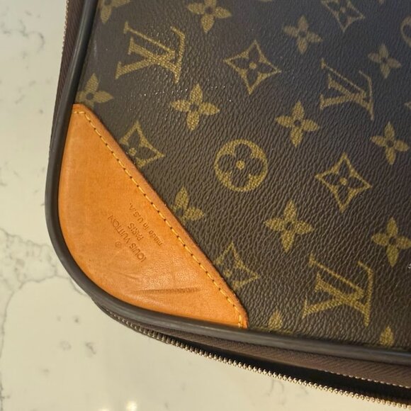 Authentic Louis Vuitton Monogram Pegase 55 Rolling Luggage - Picture 5 of 16